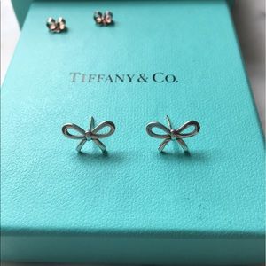 LIKE NEW Tiffany & Co Bow earrings
