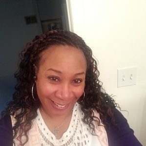 Meet your Posher, Priscilla