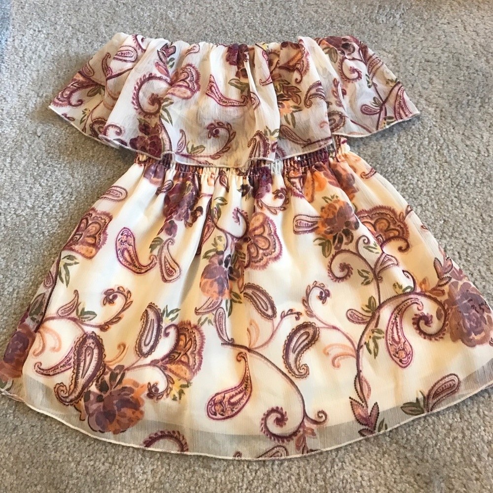 Paisley print flown top