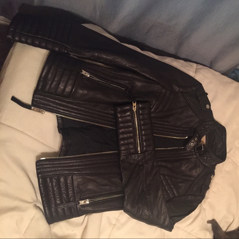 Black leather jacket XSm // BEST OFFER