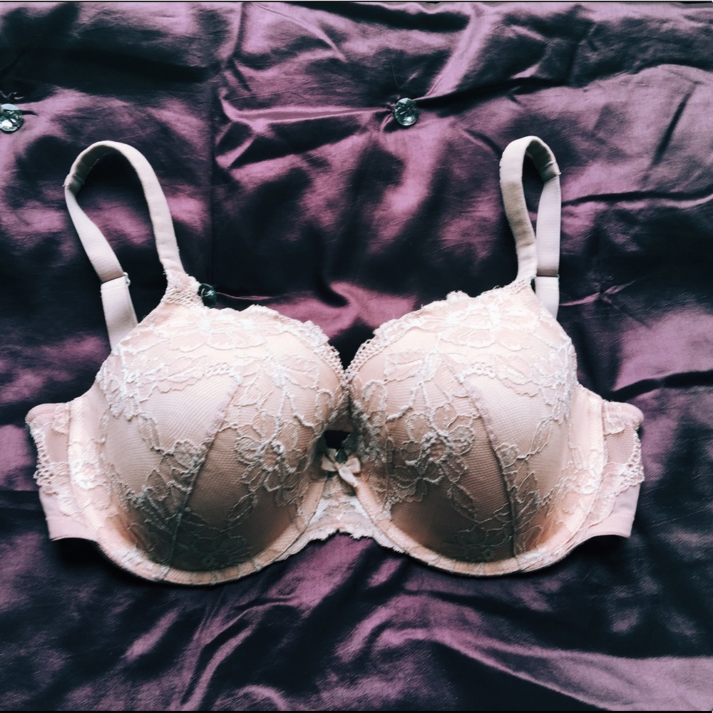 Victoria's Secret Bra {used}