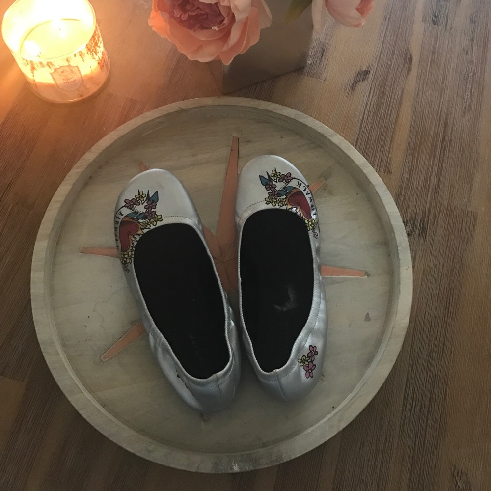 Silver flats