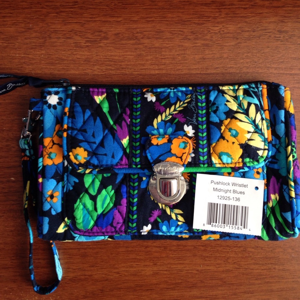 NWOT Vera Bradley Pushlock wristlet-Midnight blues