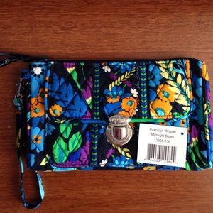 NWOT Vera Bradley Pushlock wristlet-Midnight blues