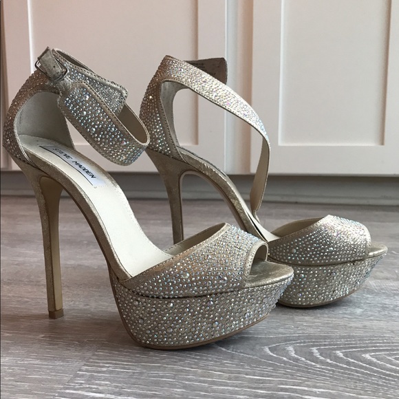 Steve Madden Carriie Heels - Picture 2 of 4
