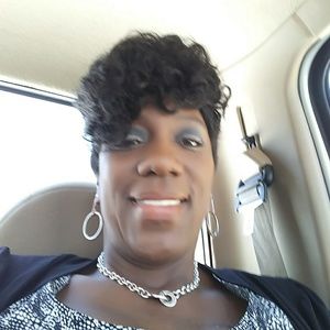 Meet your Posher, Tajuana