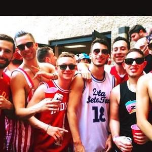 Meet your Posher, Zachary