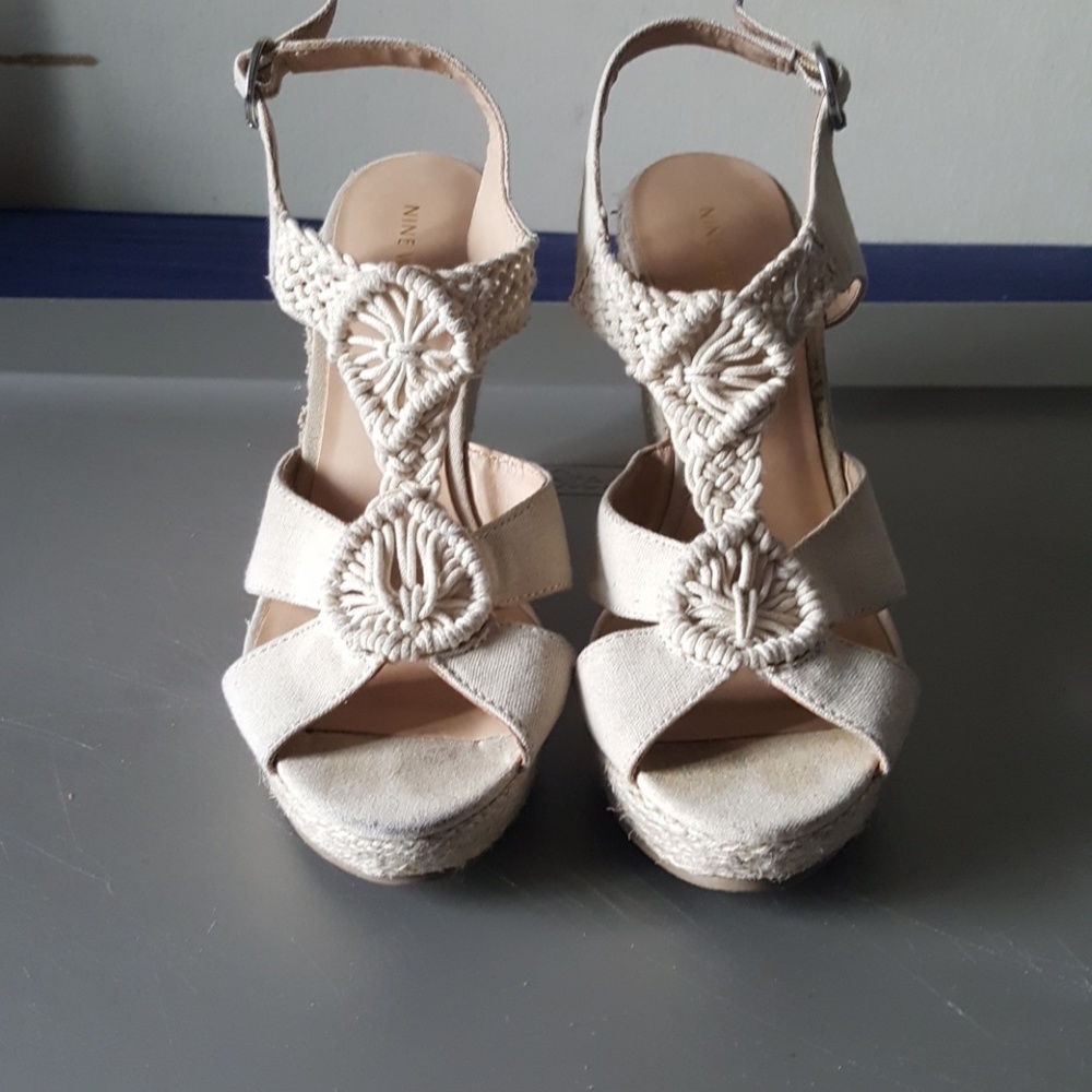 Biege Wedges