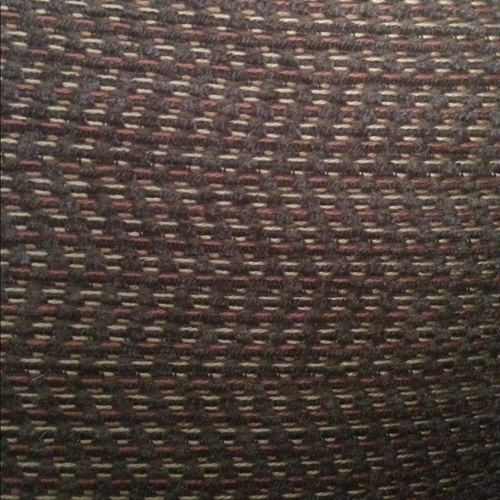 Meet your Posher, Monique