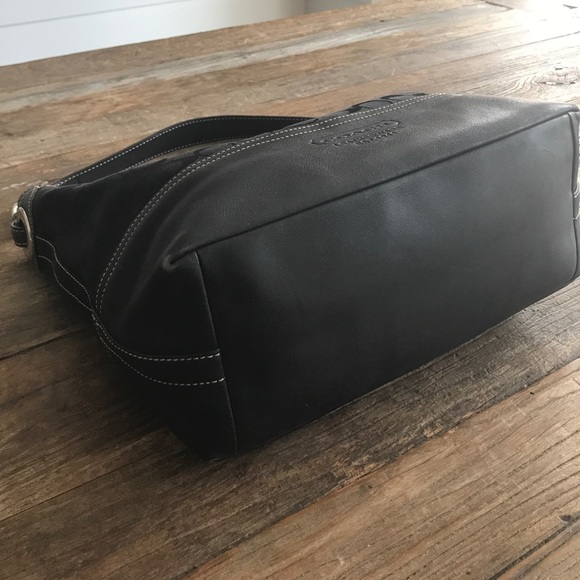 Classic Medium Coach Tote - Picture 3 of 6