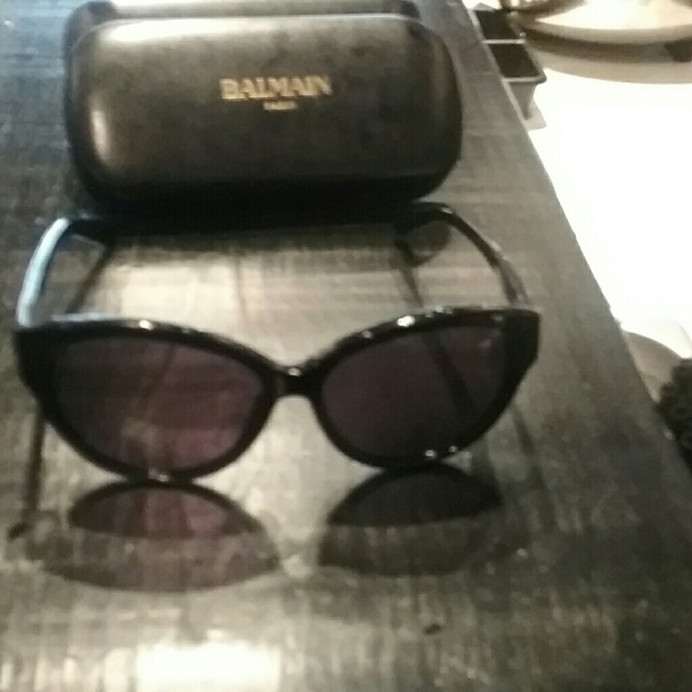 Black Balmain Shades/Sunglasses - Picture 2 of 4