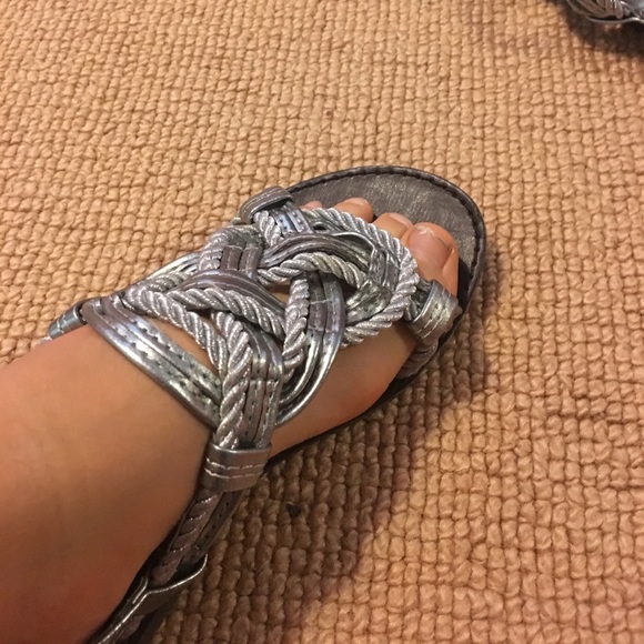 Greek silver and brown sandals - Picture 4 of 4
