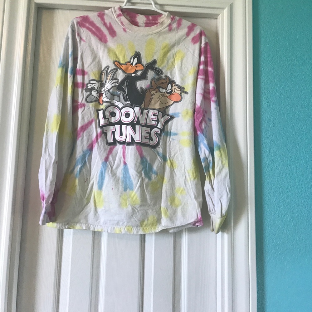 Looney tunes long sleeve t