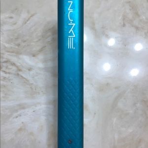 NuMe Straightener