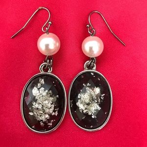 Black & Pearl Earrings