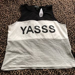 ✨NWT✨ Forever21 plus size cropped top 2x