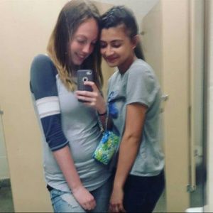 Meet your Posher, Stella