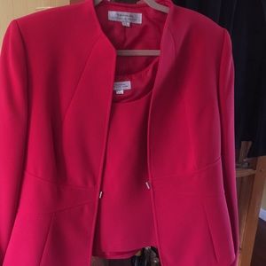 Tahari three piece suit -Jacket,tank,skirt