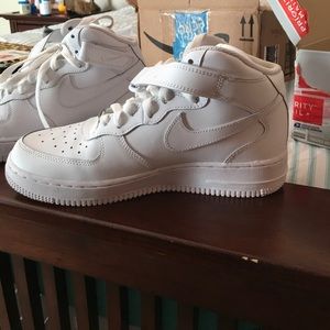 High top Air Force 1's