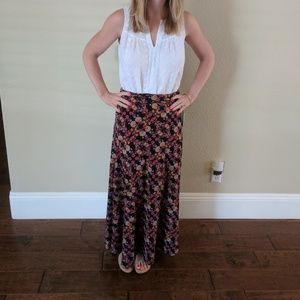 NWT LuLaRoe maxi skirt - black with small flowers