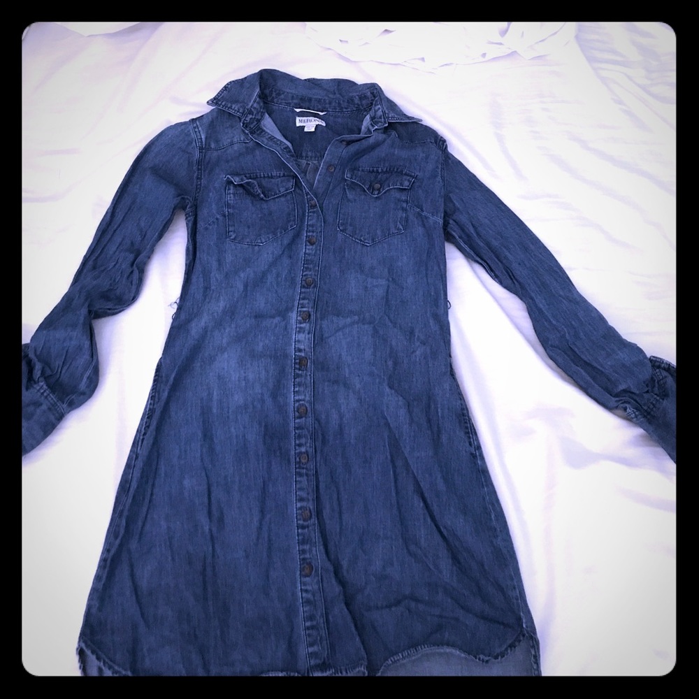 Beautiful jean dress!! Worn once!