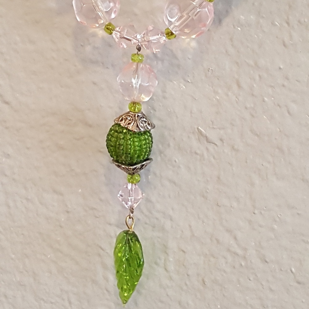Rose Quartz & Green fashion jewelry necklace