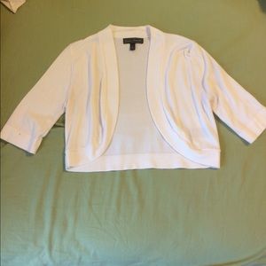 PRICE REDUCED Jessica Howard White Shrug