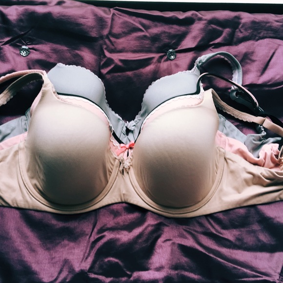 Victoria's Secret Bra - Picture 4 of 4