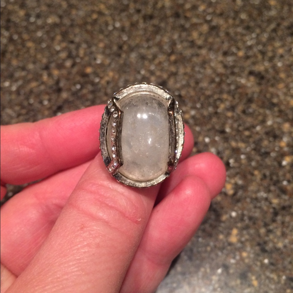 💥Lia Sophia "  Mist" size 7 ring.