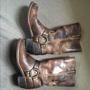12R Frye Harness Boots
