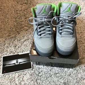 Air Jordan 5 Retro –Silver/Green Bean – Flint Grey