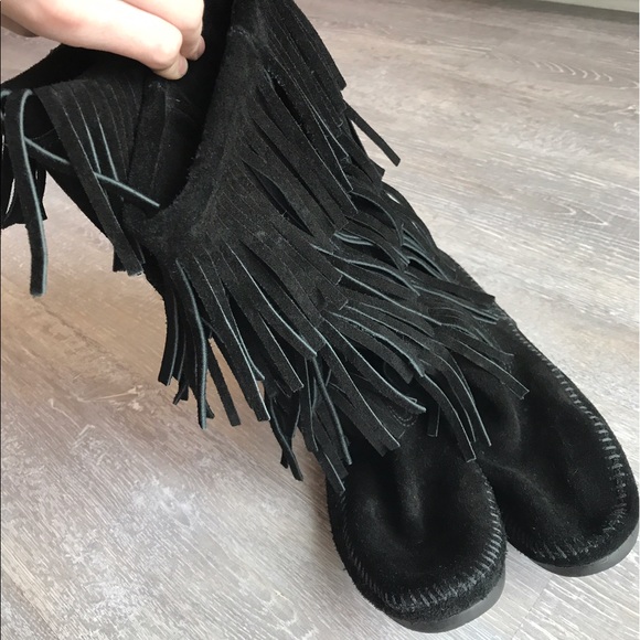 Minnetonka Black Fringe Boots - Picture 2 of 4