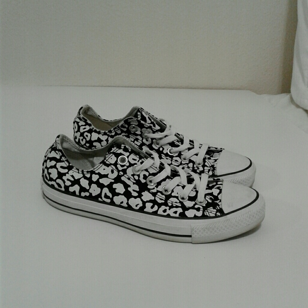Converse Print Sneakers