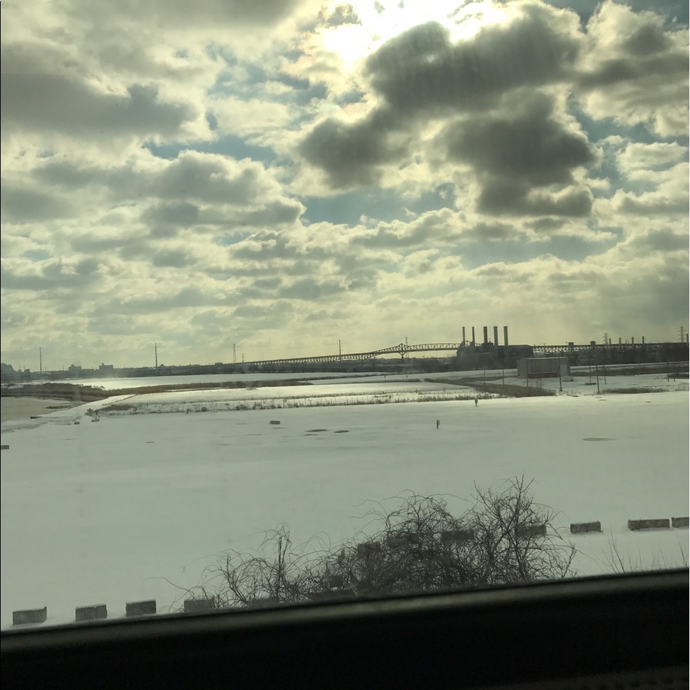 Meet your Poshers, Stephanie & Natalie