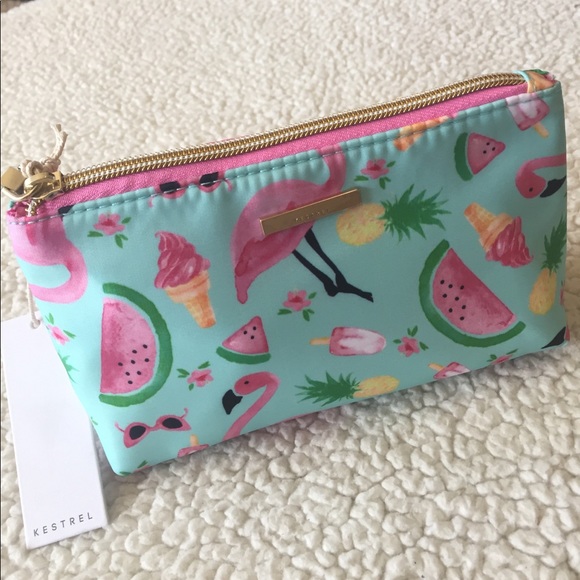Kestrel Handbags - 🎉HOST PICK 6/24🎉NWT!! FLAMINGO COSMETIC BAG