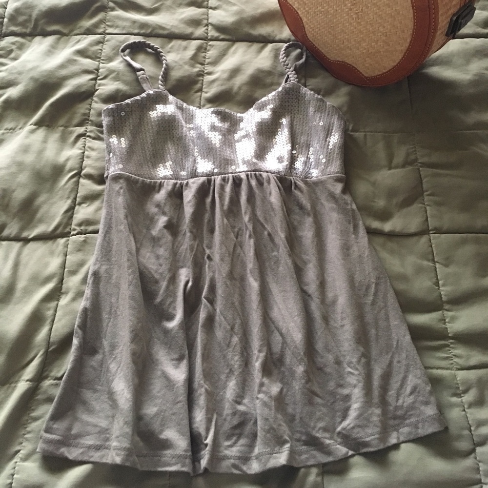 **DONATED**Sequenced Tank top