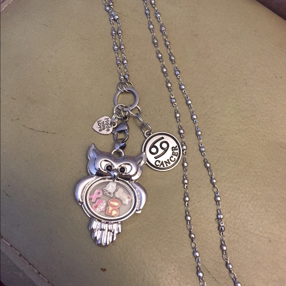 Floating lockets & bangle bracelets - Picture 3 of 4