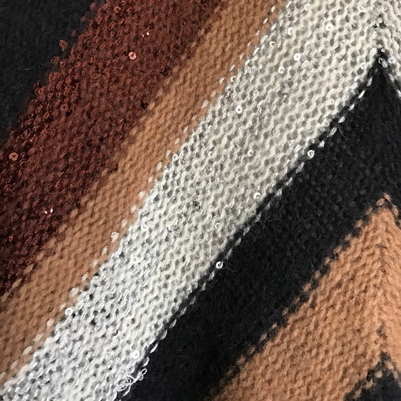 BB Dakota Black Brown Grey Chevrons Cardigan. - Picture 3 of 3