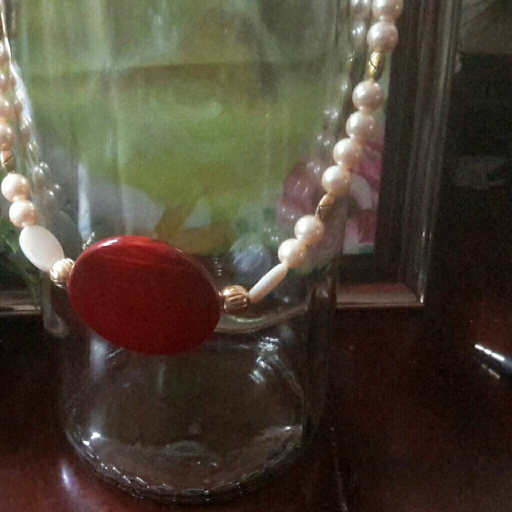 Jewelry - Picture 2 of 3