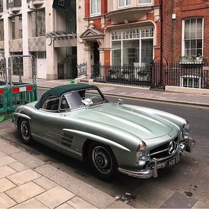 Meet your Posher, Chris