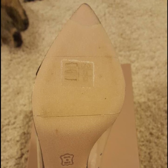 Gianvito Rossi Patent Leather Cap-toe Kitten Pump - Picture 6 of 8