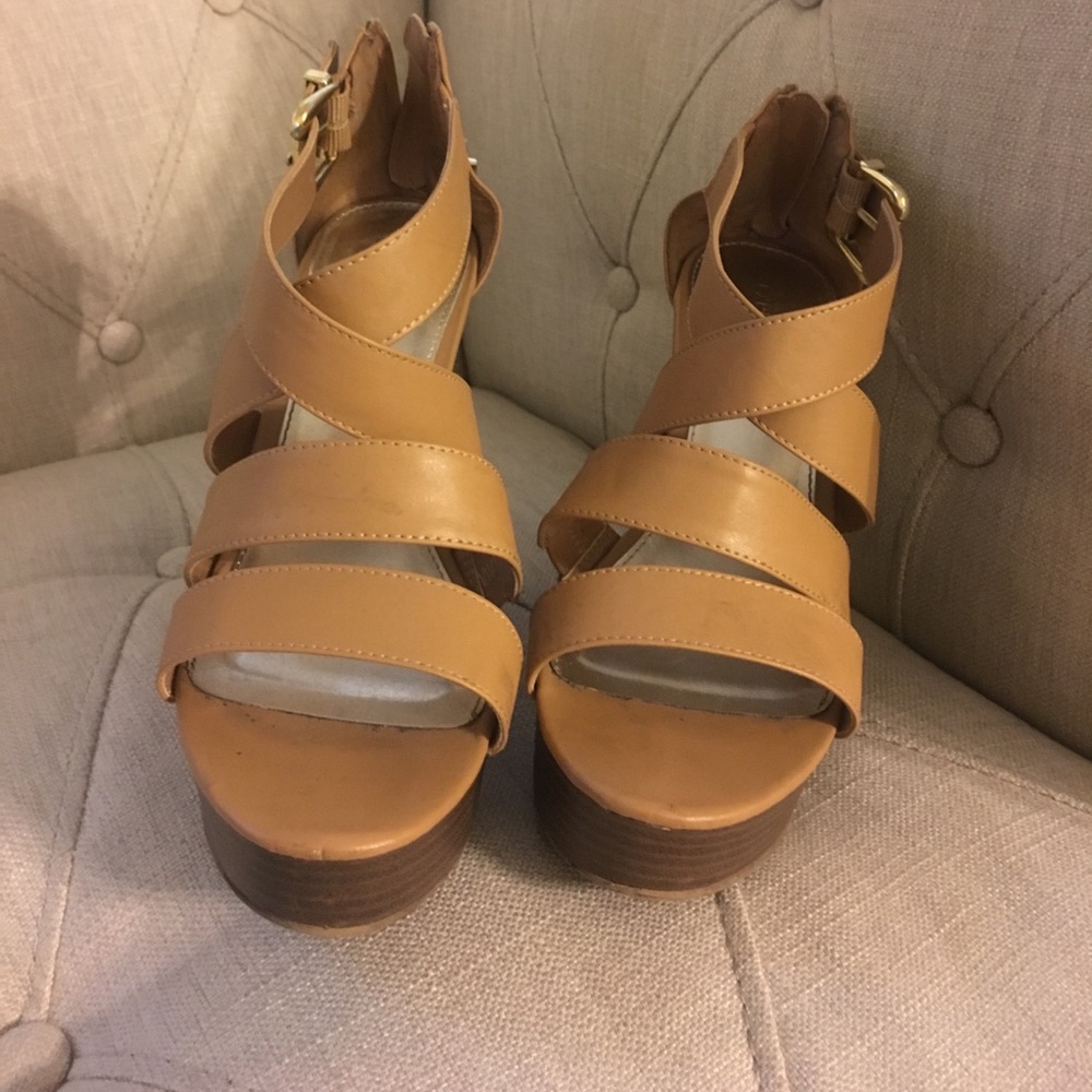 Tan Express wedge