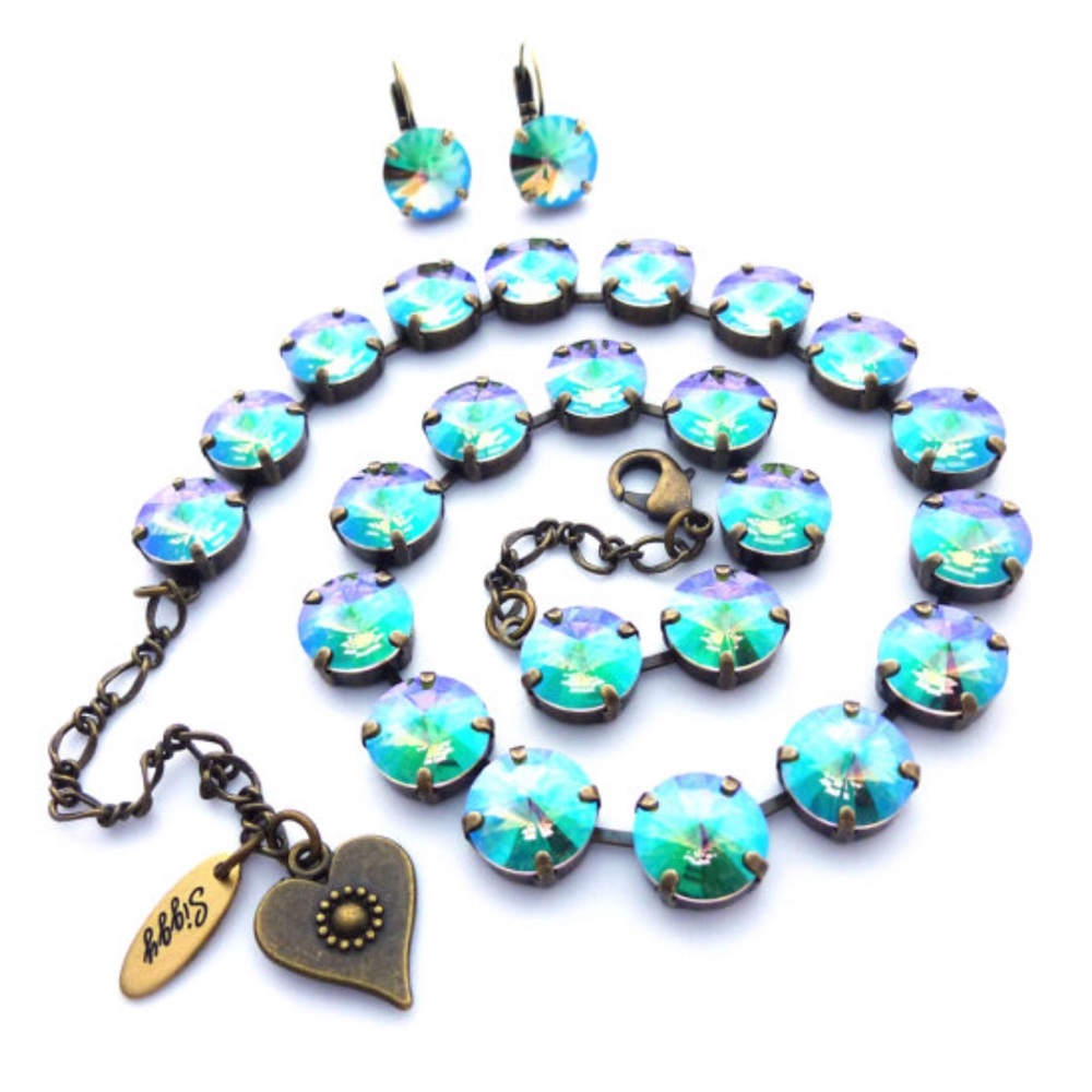 Paradise Shine Necklace And Earrings Set