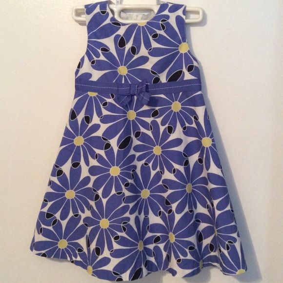 Girls Size 5 Bundle! - Picture 3 of 6