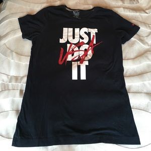 SALE! 🇺🇸 NIKE ATHLETIC SHIRT