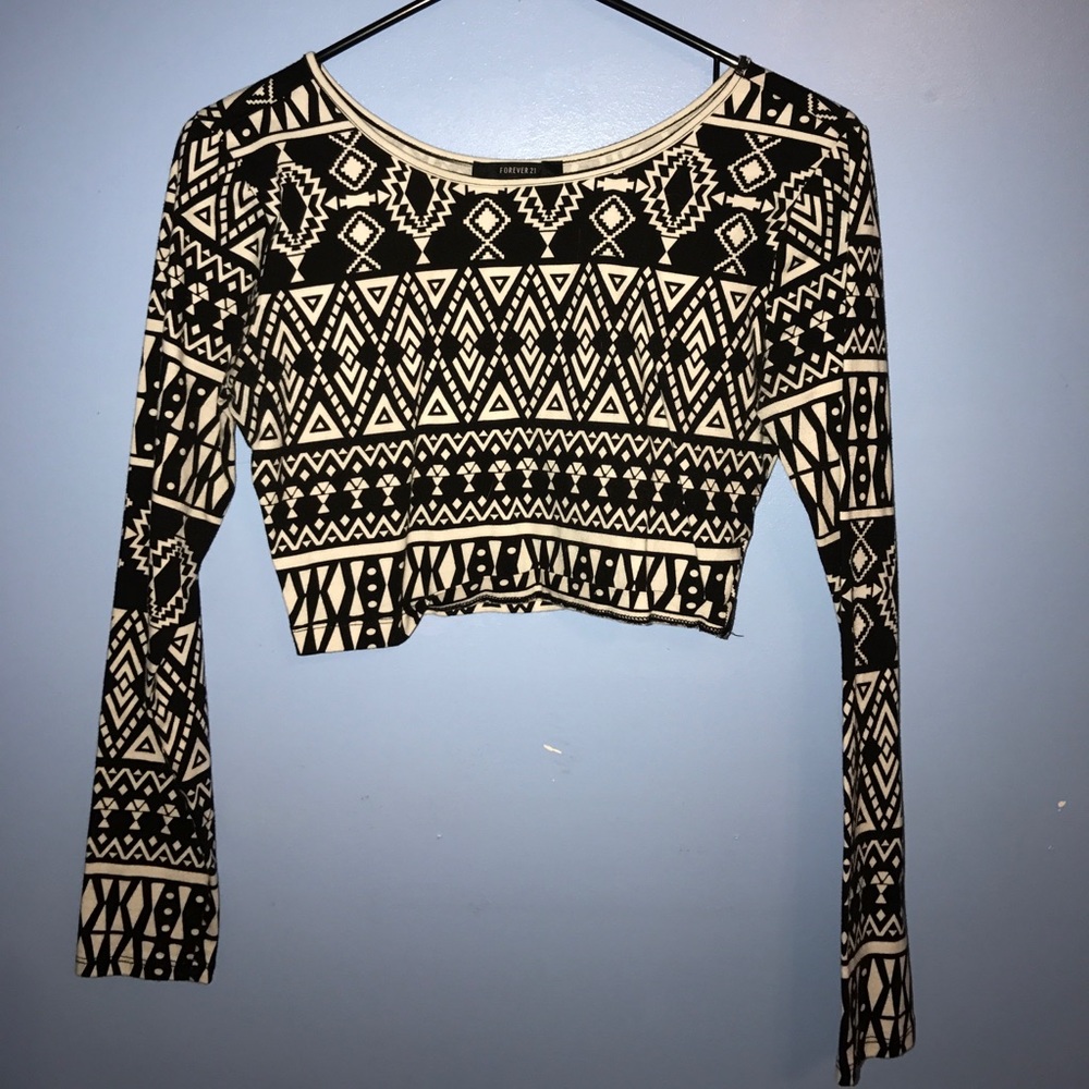 Long sleeve crop top