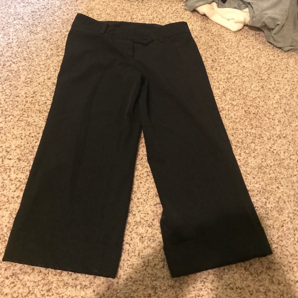 Black Capris