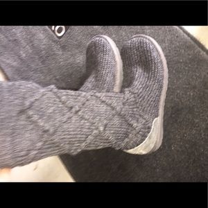 Ugg knit boots