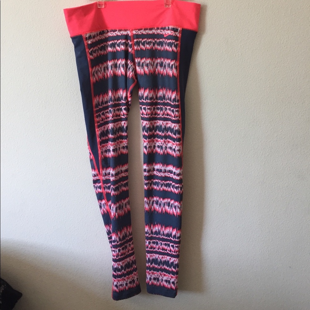 Nike leggings