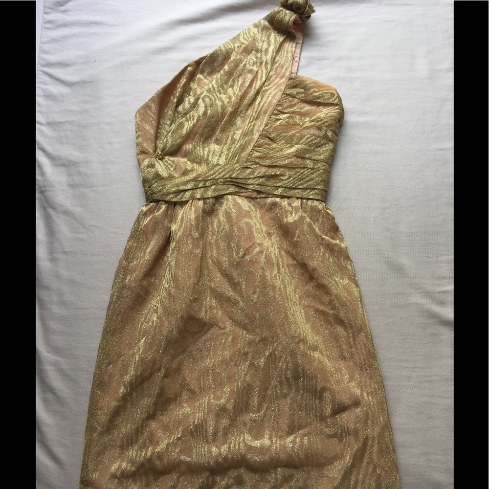 One-shoulder gilded cocktail dress